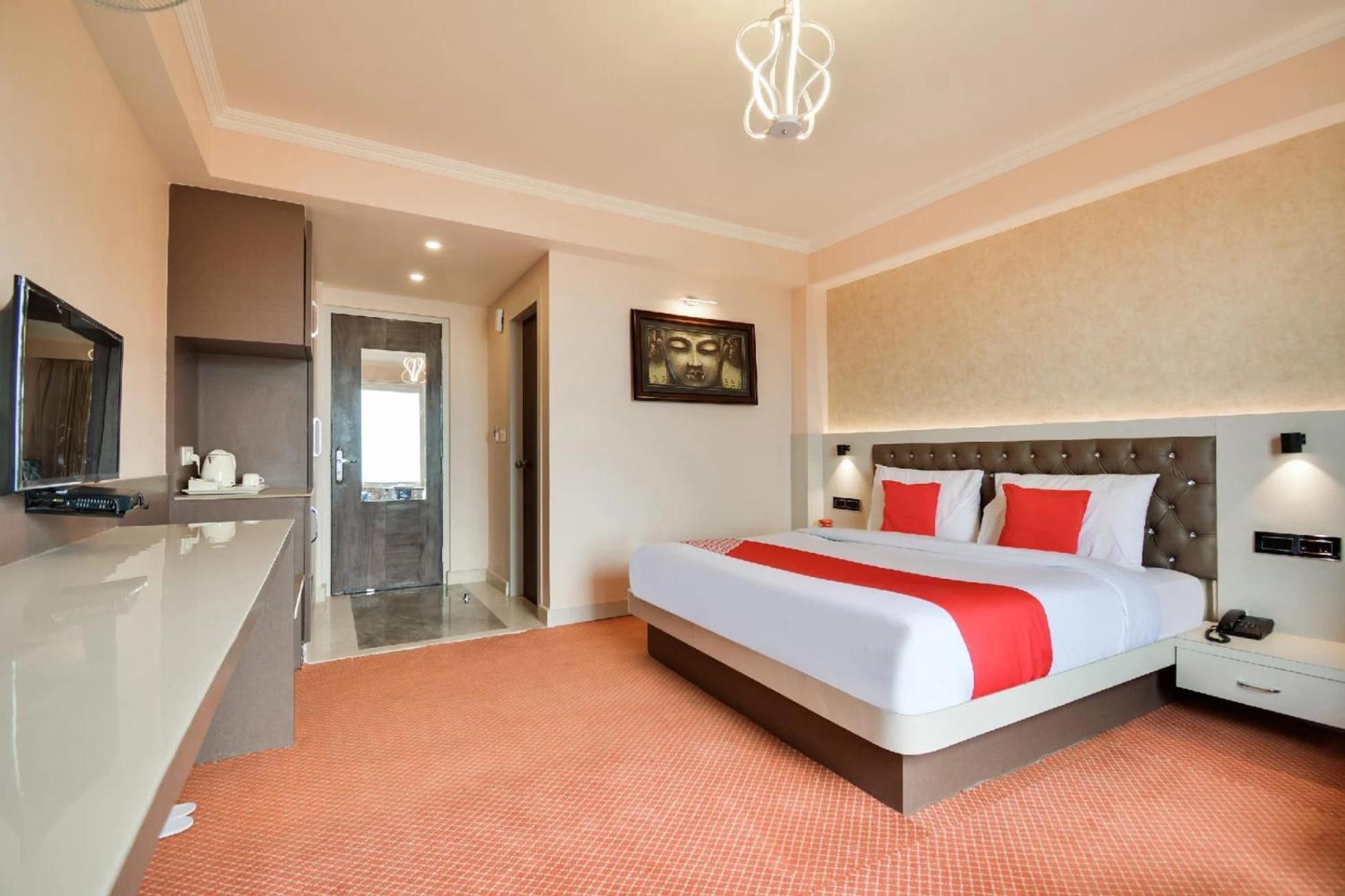 Hotel Aangan Regency Šimla Exteriér fotografie