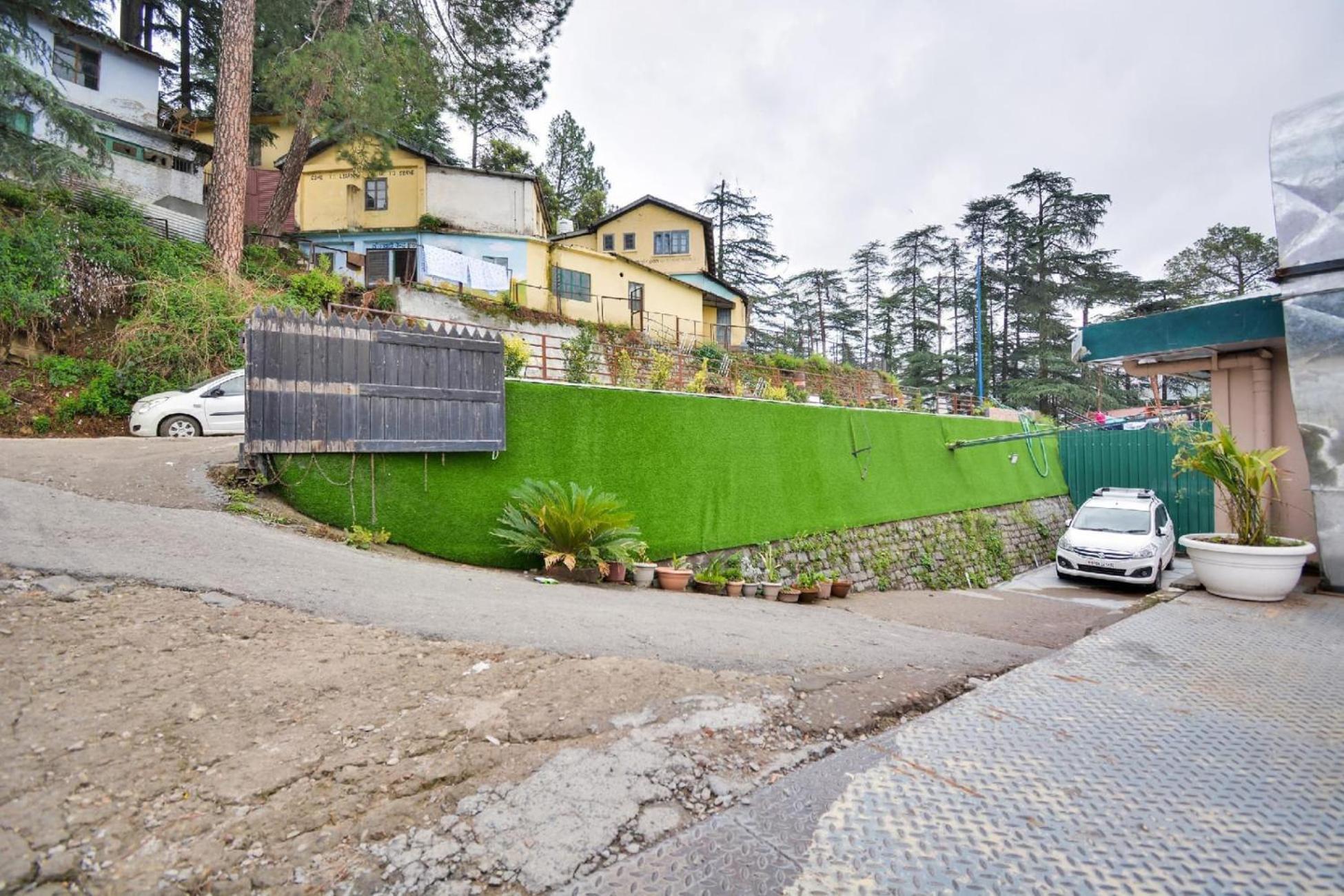 Hotel Aangan Regency Šimla Exteriér fotografie