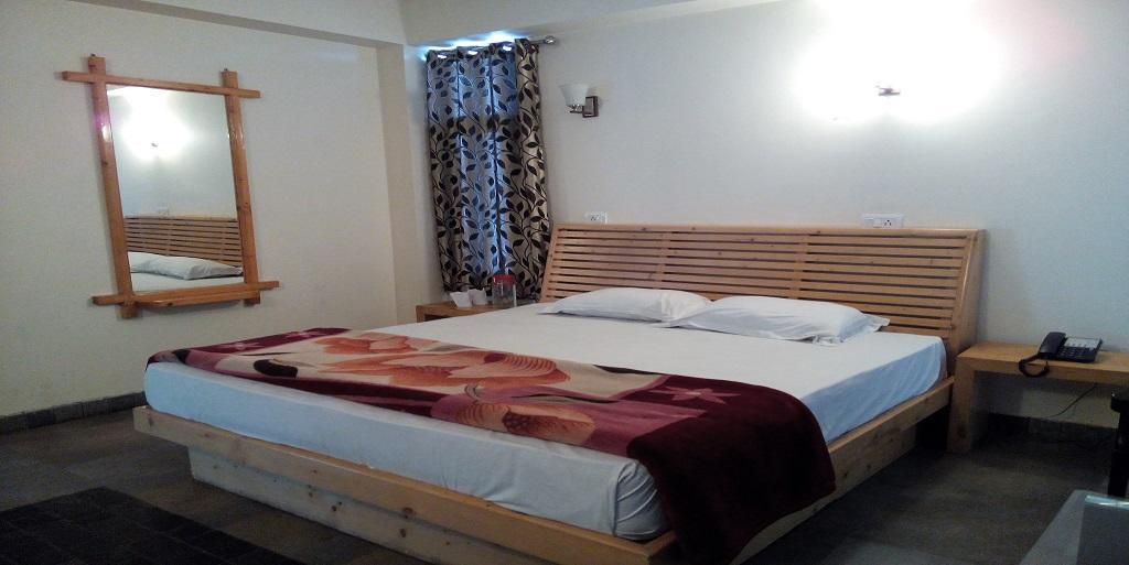 Hotel Aangan Regency Šimla Exteriér fotografie